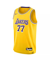 La Lakers Yellow - Doncic 77 - Master Quality
