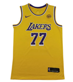 La Lakers Yellow - Doncic 77 - Master Quality